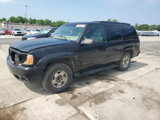 2000 GMC Denali