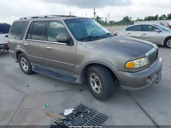 2002 Lincoln Navigator