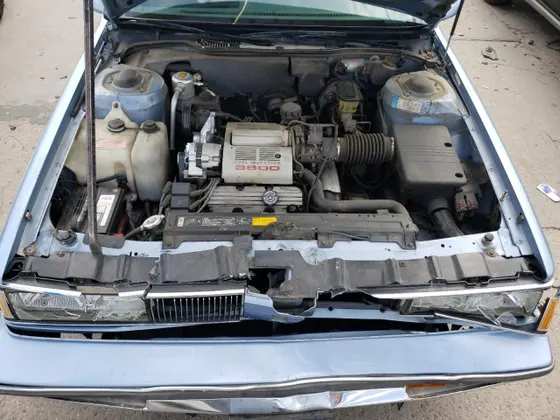 1989 Oldsmobile Delta 88 ROYALE