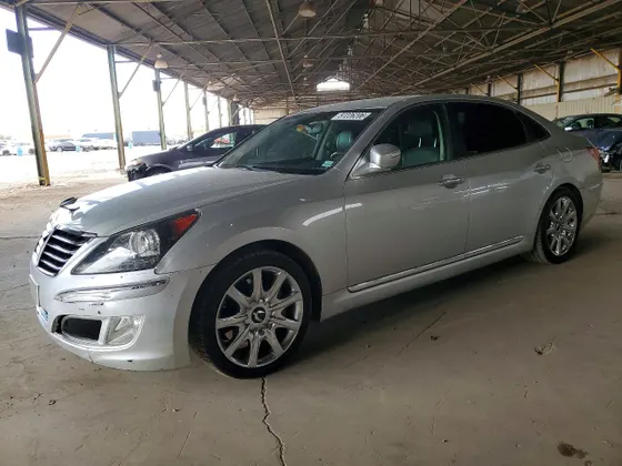 2012 Hyundai Equus Signature