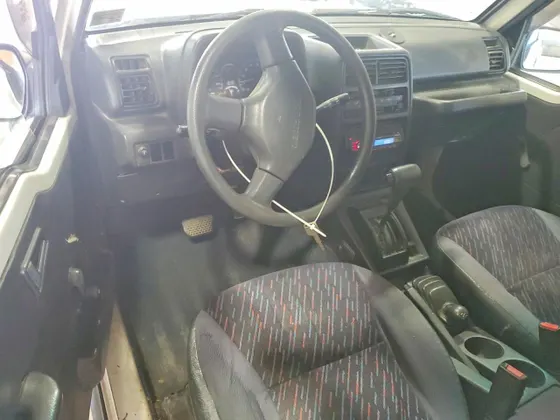 1995 Geo Tracker