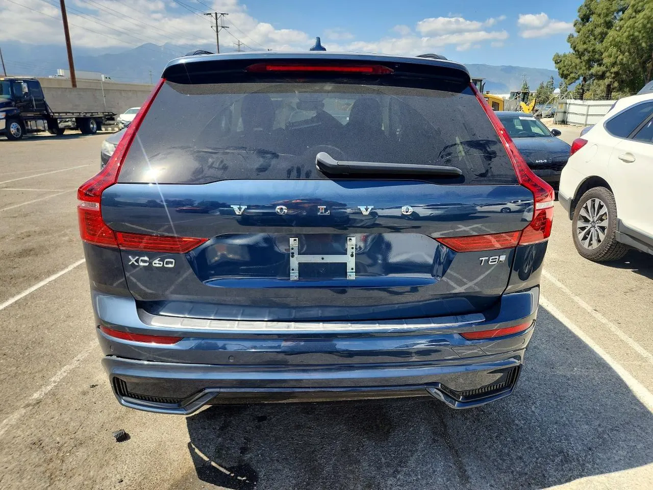 2025 Volvo XC60 Plug-In Hybrid Plus