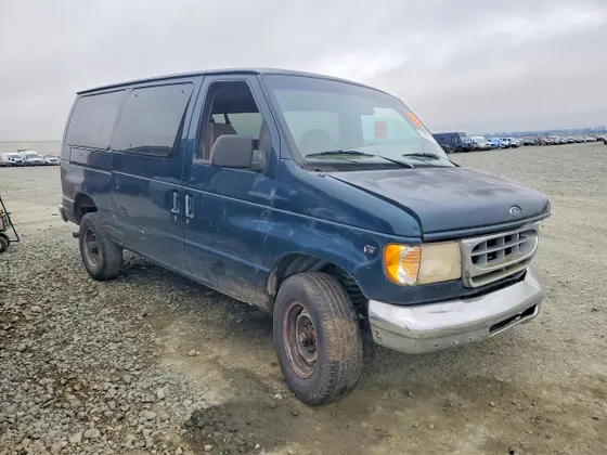 1998 Ford Club Wagon XL