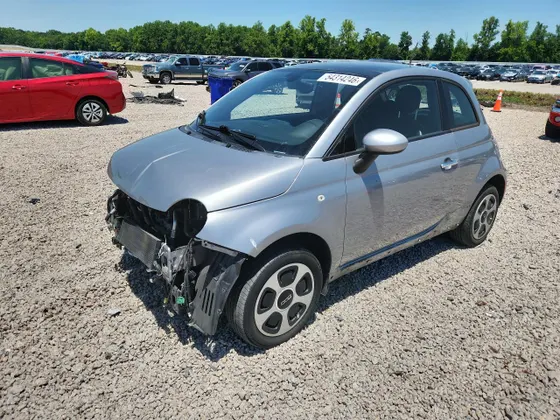 2018 FIAT 500e 500