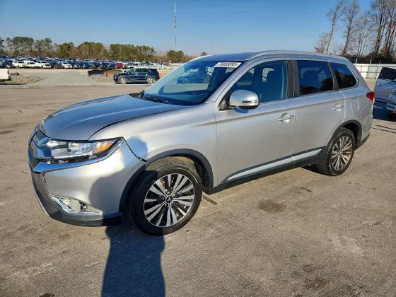 2019 Mitsubishi Outlander ES