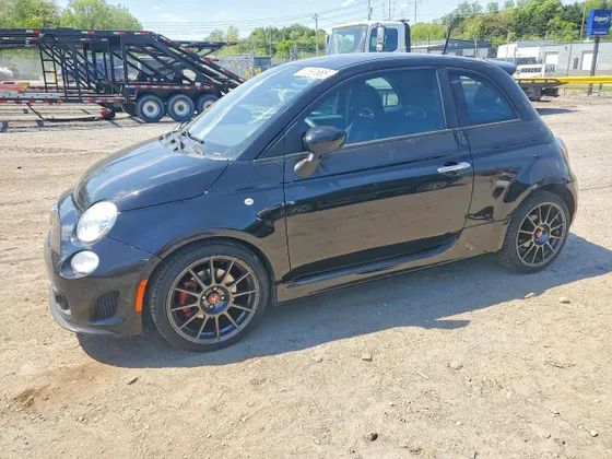 2015 FIAT 500 Abarth