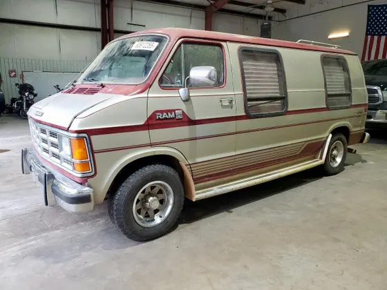 1987 Dodge RAM B250