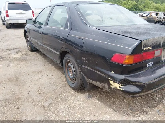 1997 Toyota Camry LE