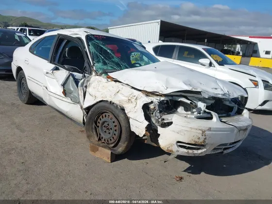 2004 Ford Taurus LX