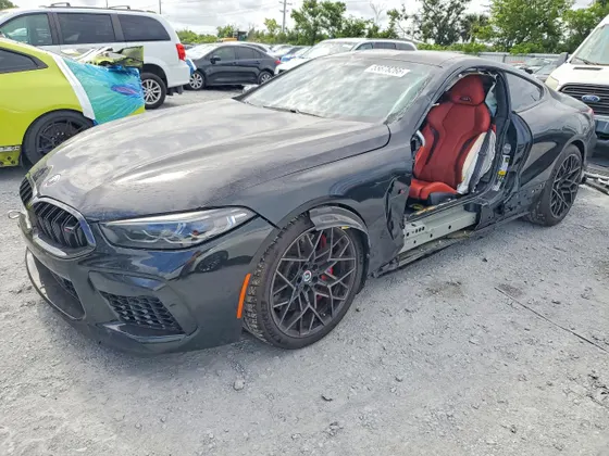 2023 BMW M8 Competition