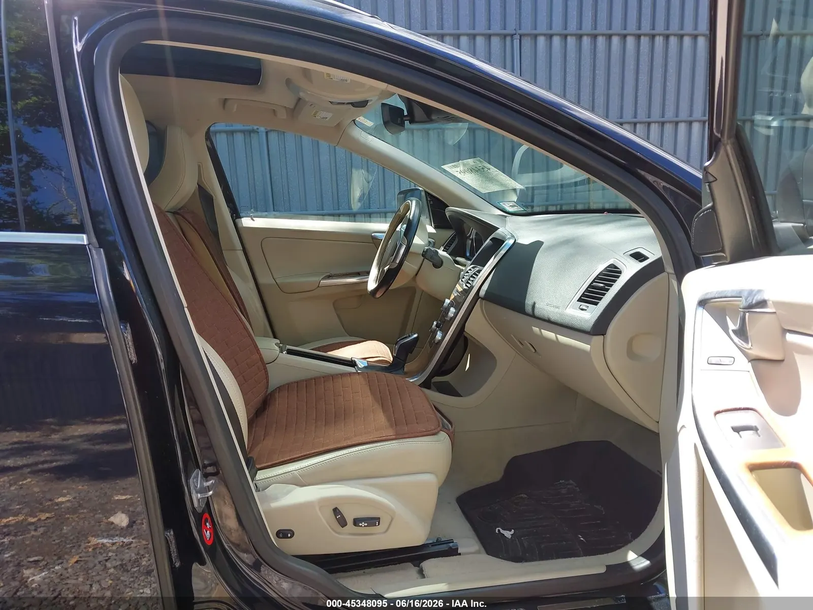 2016 Volvo XC60 T6