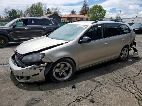 2012 Volkswagen Jetta SportWagen S