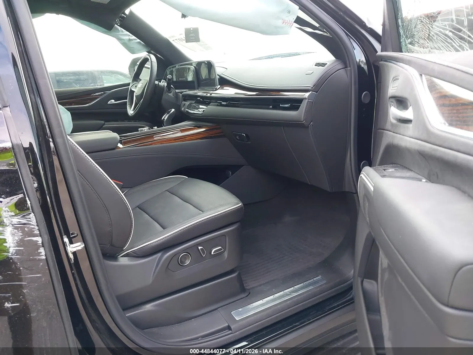 2024 Cadillac Escalade ESV Premium Luxury