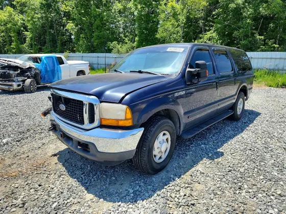 2000 Ford Excursion XLT
