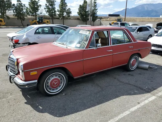 1971 Mercedes-Benz 250