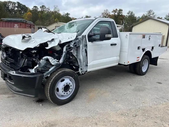 2023 Ford F-450 SUPER DUTY