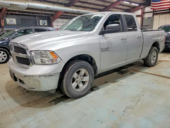 2016 Ram 1500 SLT