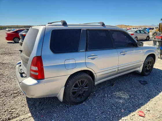 2004 Subaru Forester (Natl) XT