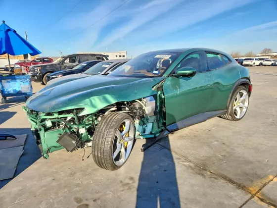 2025 Ferrari Purosangue