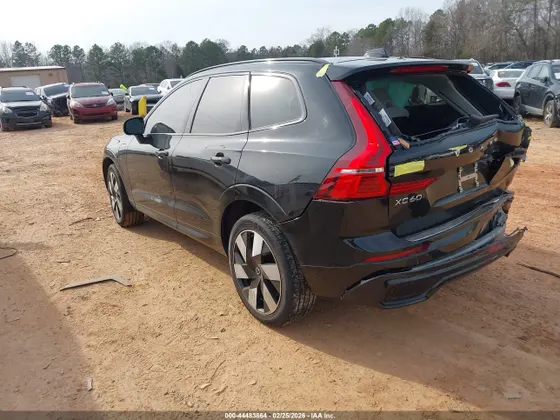2025 Volvo XC60 Plug-In Hybrid Plus
