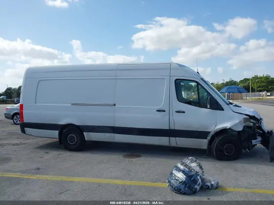 2019 Freightliner SPRINTER HIGH ROOF V6
