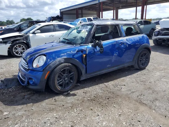 2013 MINI Cooper Hardtop COOPER