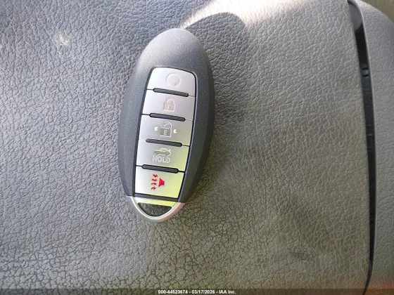 2012 INFINITI M56