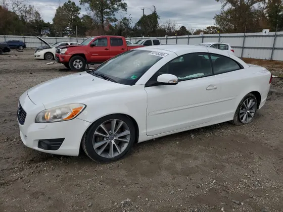 2011 Volvo C70