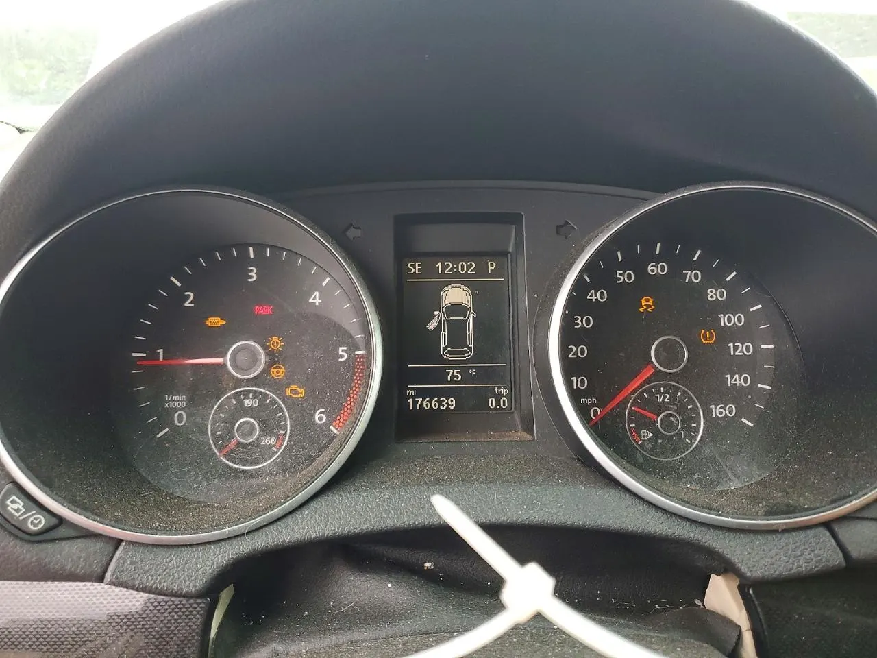 2013 Volkswagen Jetta SportWagen TDI w/Sunroof & Nav