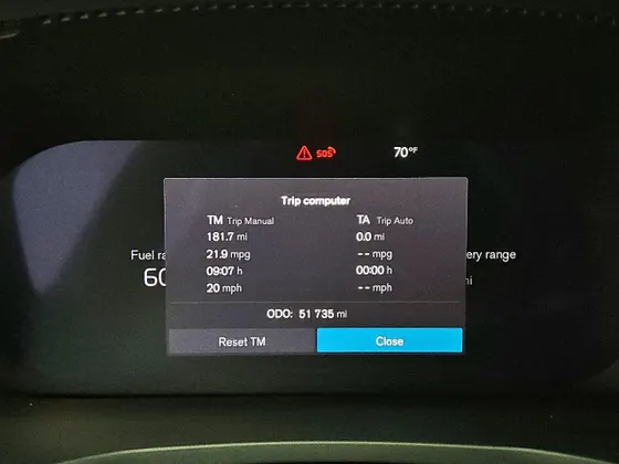 2023 Volvo S60 Recharge Plug-In Hybrid Core Dark Theme