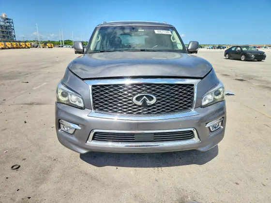 2017 INFINITI QX80
