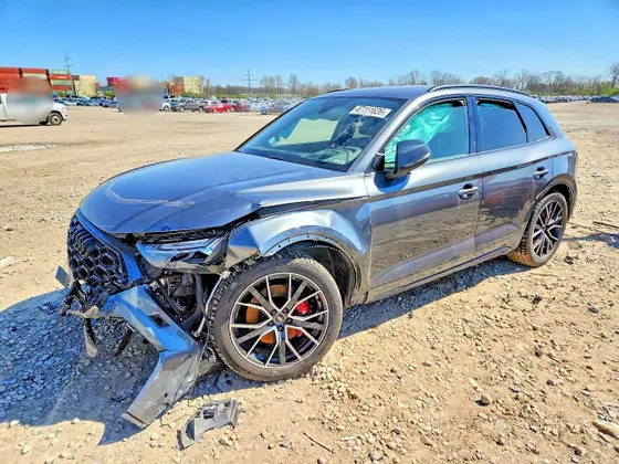 2023 Audi SQ5 Prestige