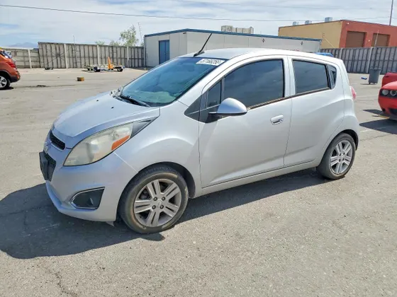2014 Chevrolet Spark LT