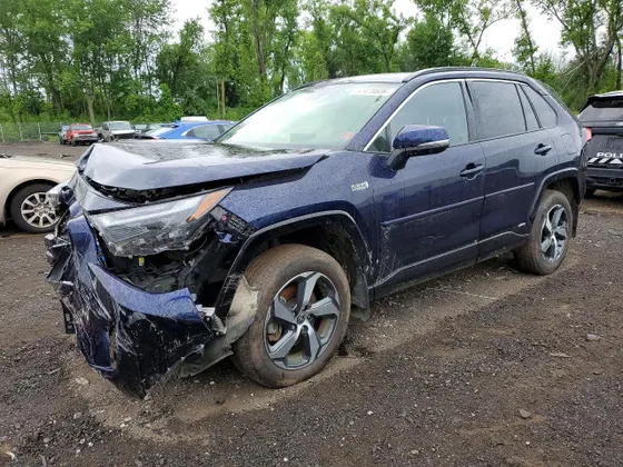 2023 Toyota RAV4 Prime SE