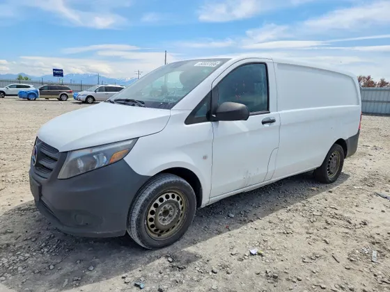 2016 Mercedes-Benz Metris Cargo Van METRIS