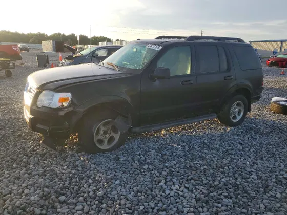 2010 Ford Explorer XLT