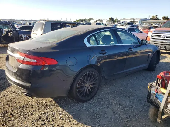 2012 Jaguar XF Portfolio