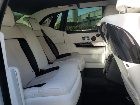 2022 Rolls-Royce Phantom
