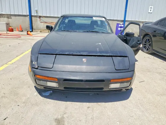 1984 Porsche 944