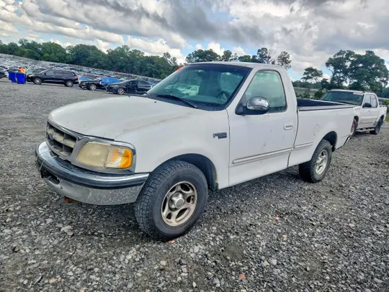 1997 Ford F-150 Standard F150