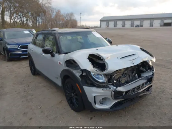 2021 MINI Clubman Cooper S