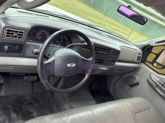 2003 Ford F-550 SUPER DUTY