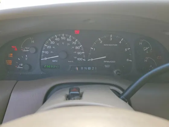 2002 Lincoln Navigator