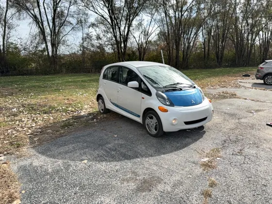 2012 Mitsubishi i-MiEV ES