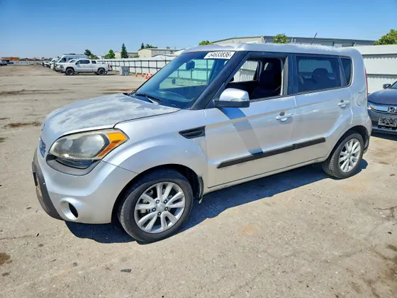 2013 Kia Soul +