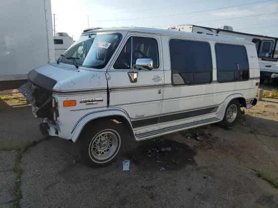 1991 Chevrolet Sport Van G20