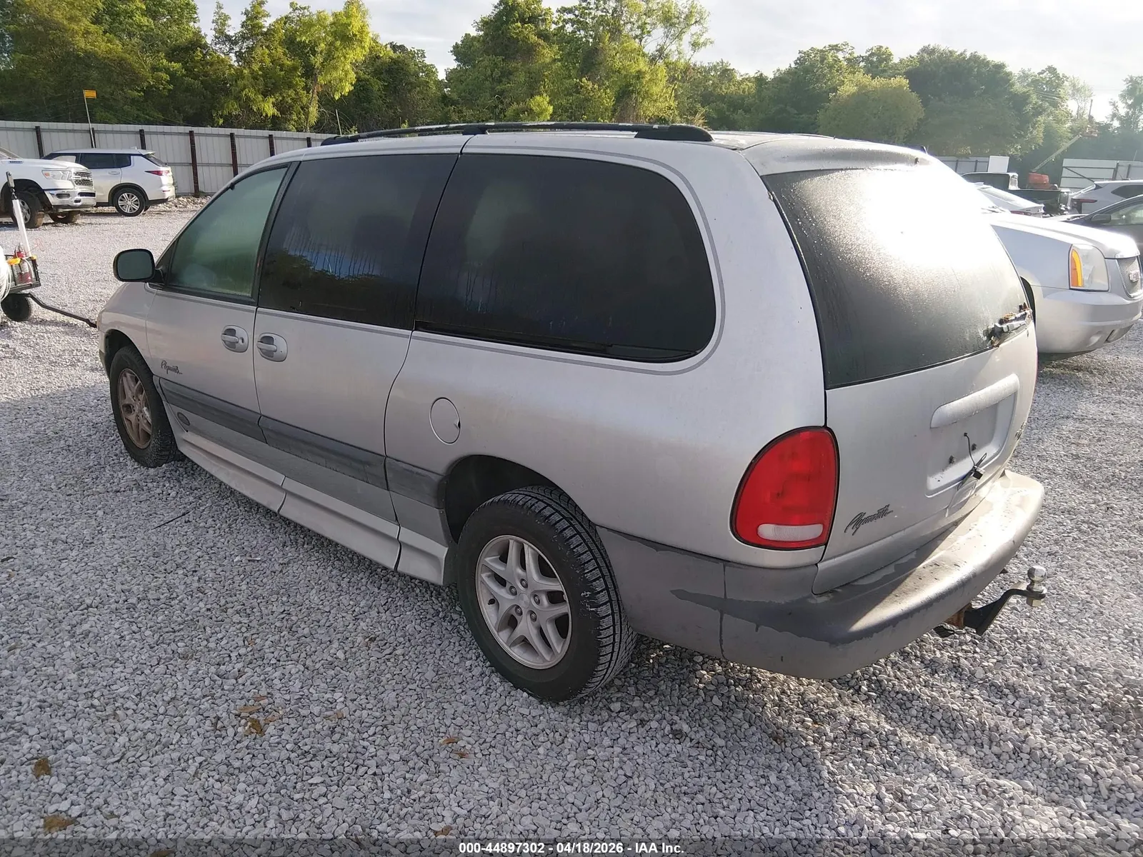 1999 Plymouth Voyager Grand SE
