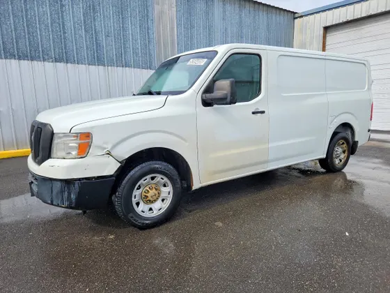 2021 Nissan NV Cargo SV
