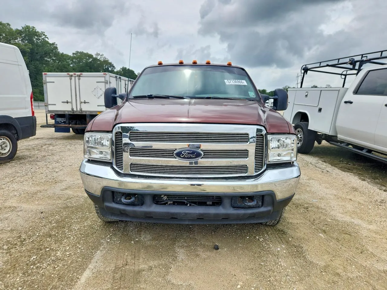 2003 Ford Super Duty F-350 DRW XL