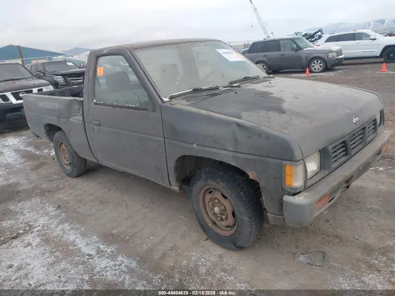 1994 Nissan Trucks 2WD XE